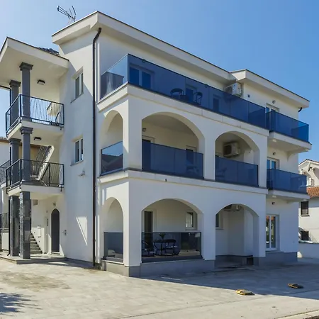 Апартаменты Amra 1 By Interhome *