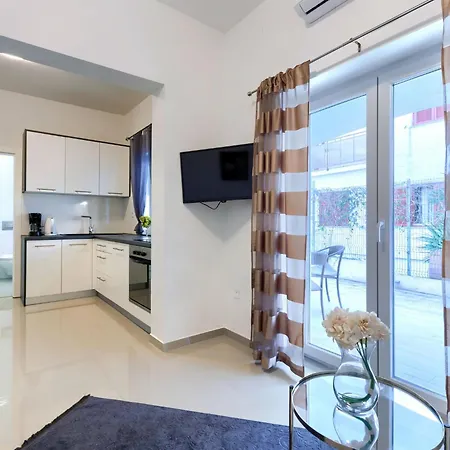 Amra 1 By Interhome Апартаменты *